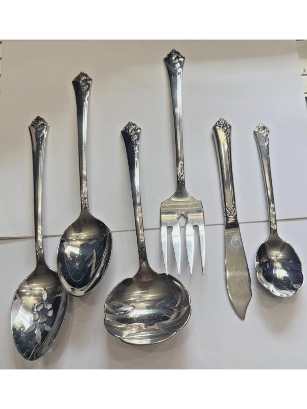 Oneida Cube Damask Rose Stainless Flatware Serving Set Of 6